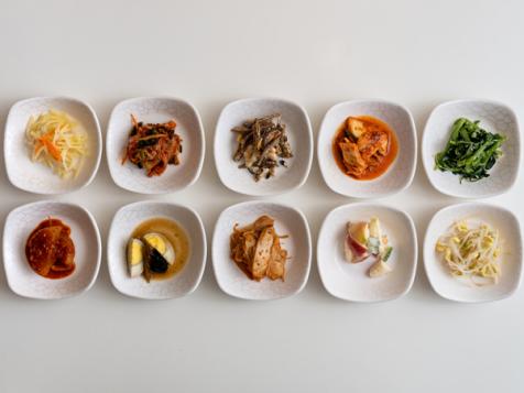 How to Cook a Bunch of Banchan, Cooking School