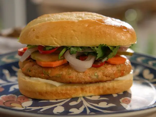 Salmon Burgers with Spicy Quick-Pickled Vegetables Recipe | Valerie Bertinelli | Food Network
