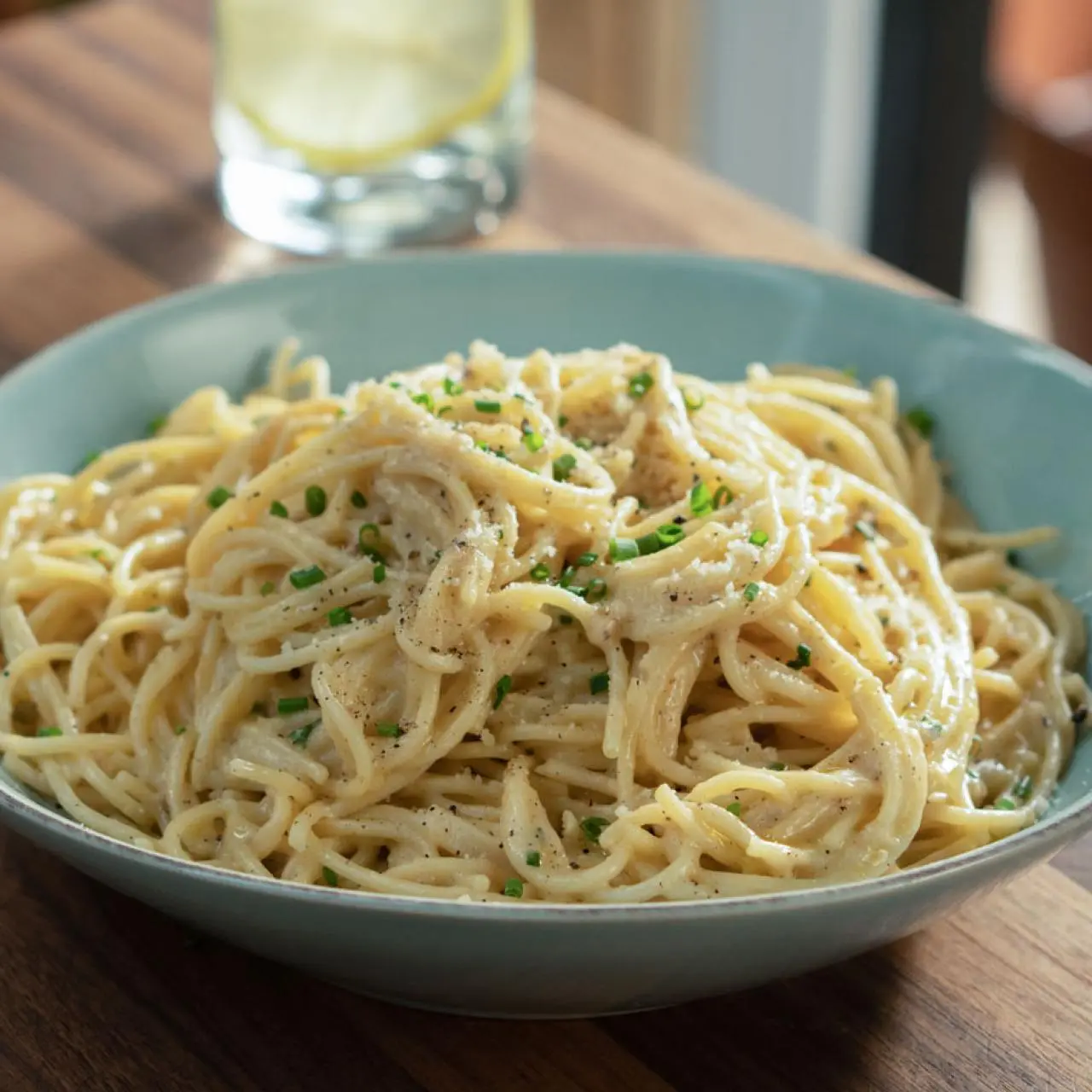 Lemony Cacio e Pepe Recipe | Valerie Bertinelli | Food Network