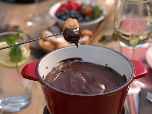 Chocolate Fondue with Fried Bananas Recipe | Valerie Bertinelli | Food Network