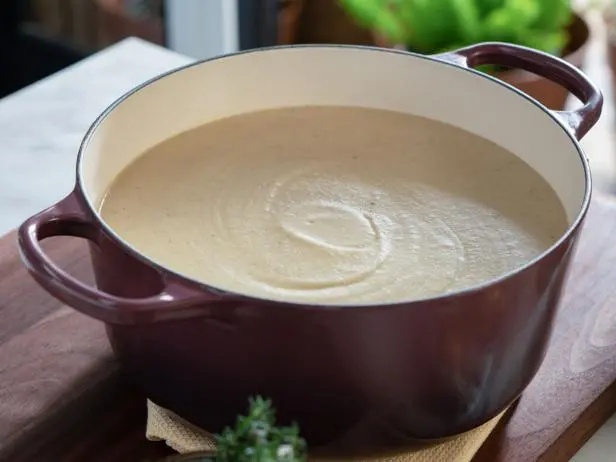 Roasted Cauliflower and Garlic Soup Recipe | Valerie Bertinelli | Food Network