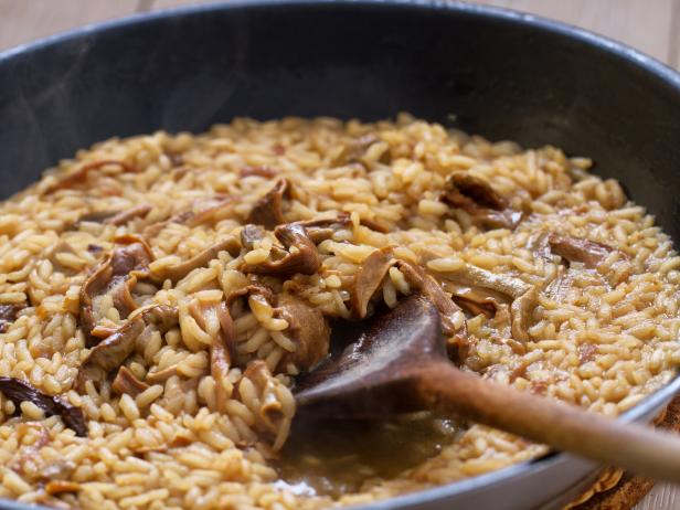 Mushroom Risotto In a Pan