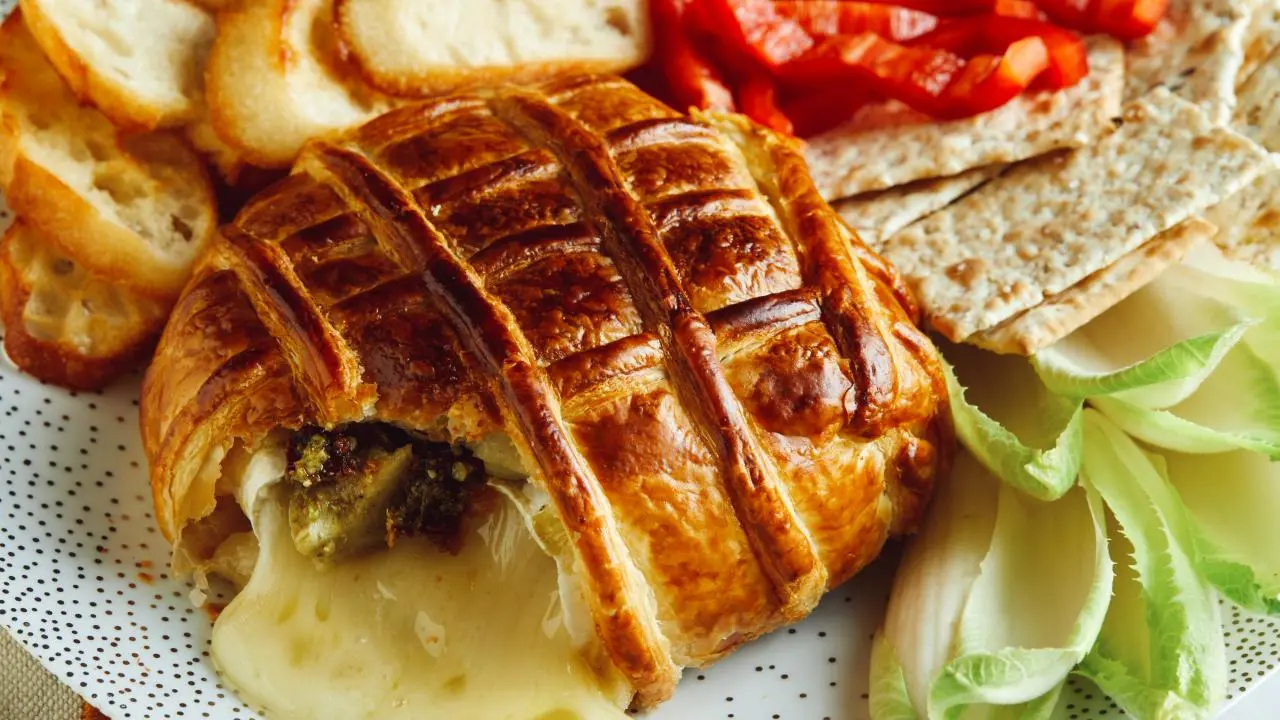 Air Fryer Baked Brie