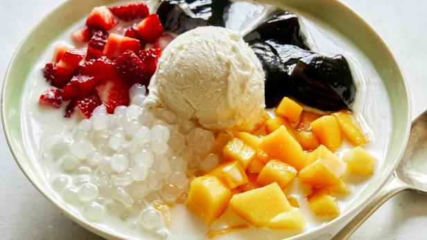 4 Ways to Enjoy Grass Jelly, The Ultimate Summer Refresher