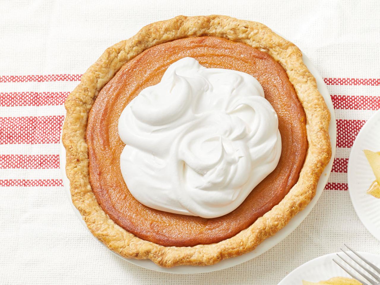 5 Apple and Honey Desserts Perfect for Celebrating Rosh Hashanah FN