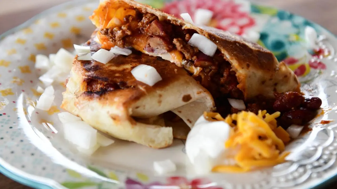 Chili Pie Burritos