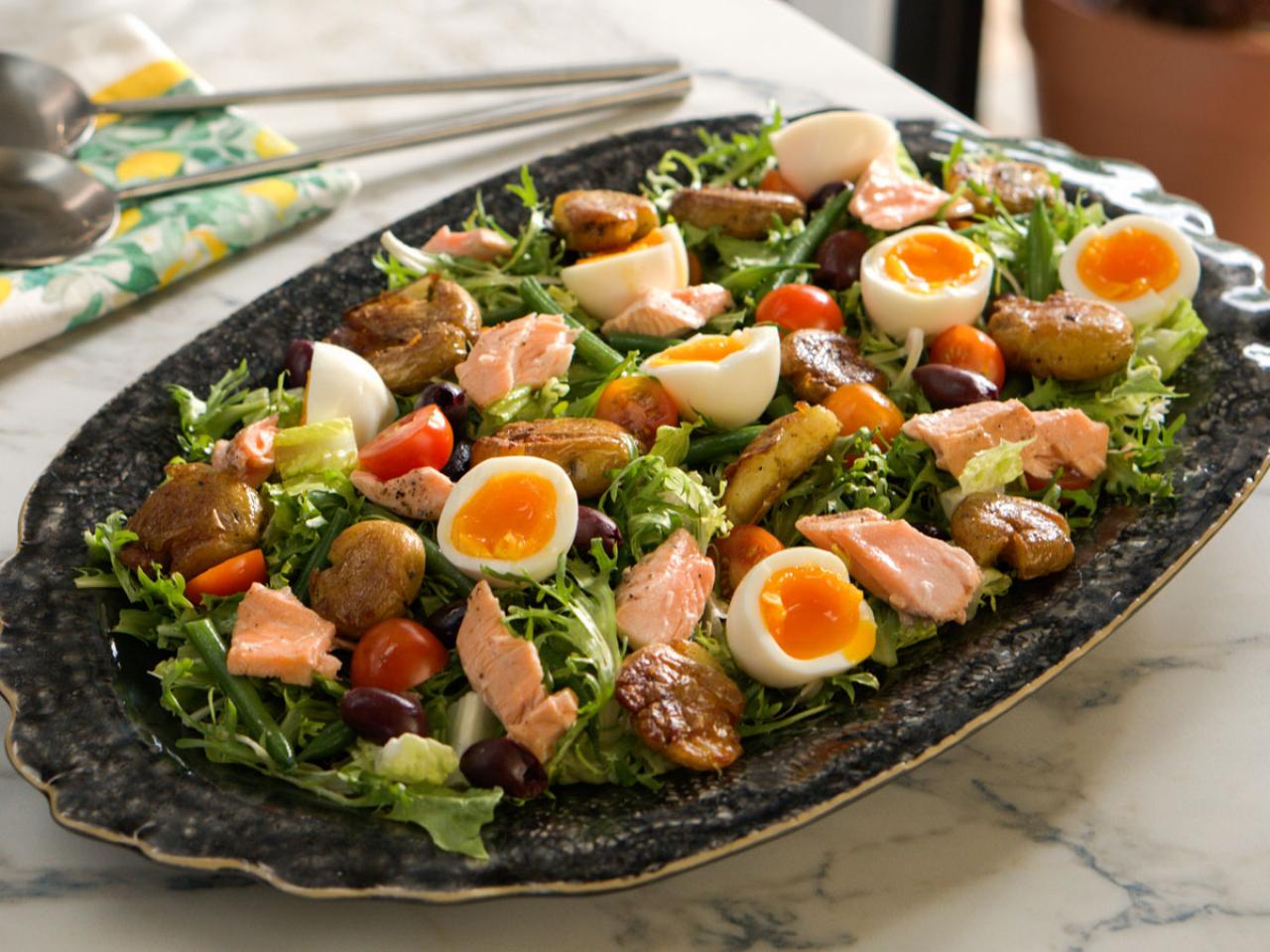 Salmon Nicoise Salad Lunchbox