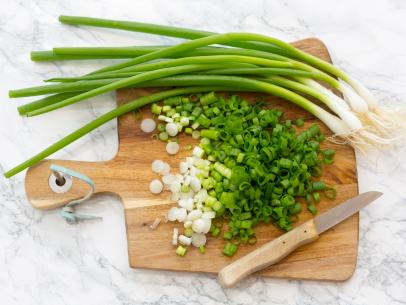 What Is a Shallot?, Cooking School