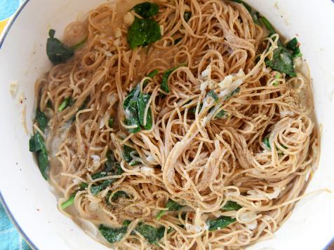 One-Pot Clam Spaghetti