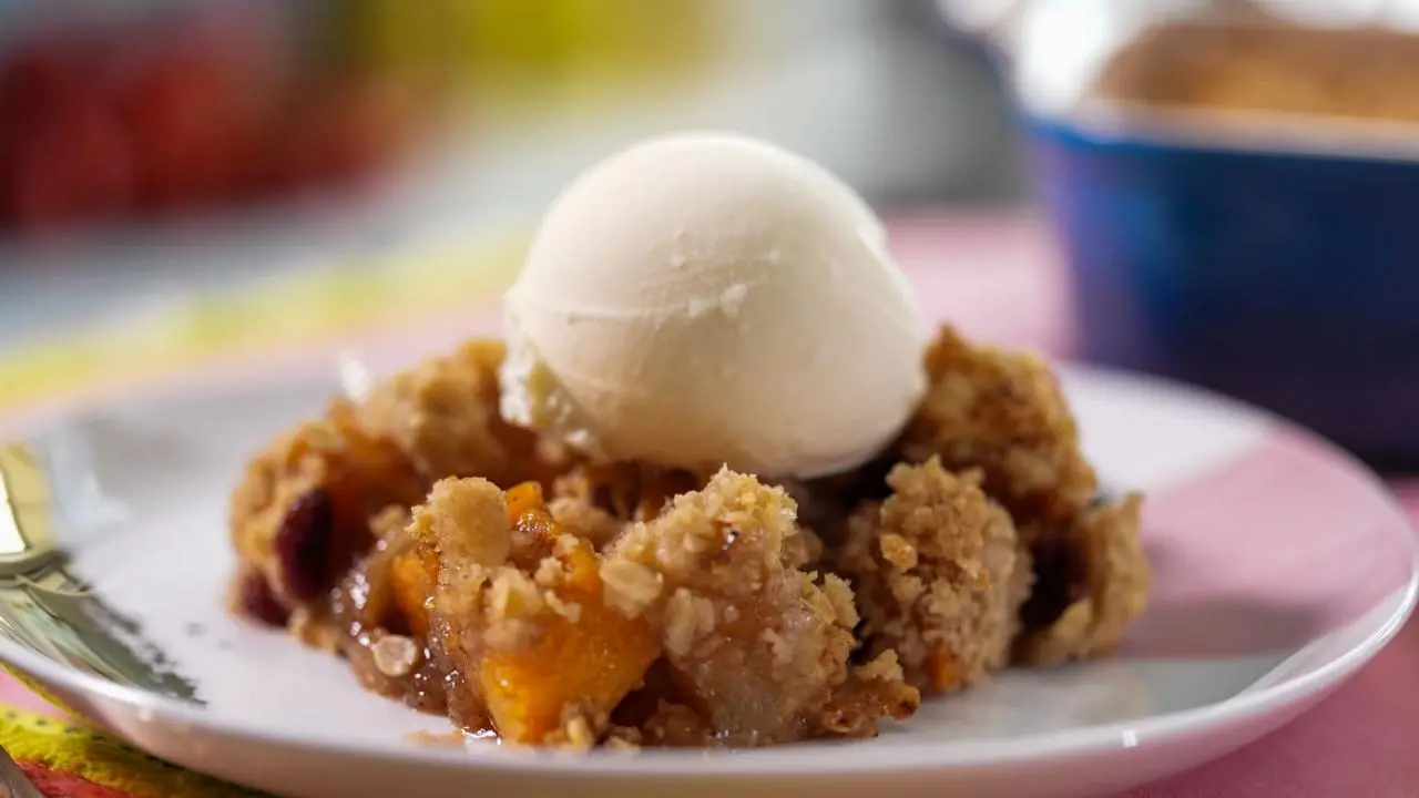 Butternut Squash, Apple and Cranberry Crisp