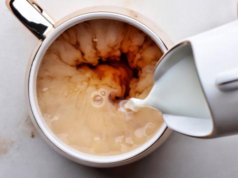 What It Means When Half-And-Half Doesn't Properly Dissolve In Coffee