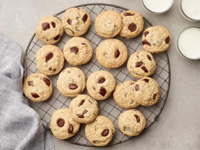 Robert Irvine's Gluten-Free Chocolate Chip Cookies for the  Holiday: Impossible episode of Restaurant: Impossible, as seen on Food Network.