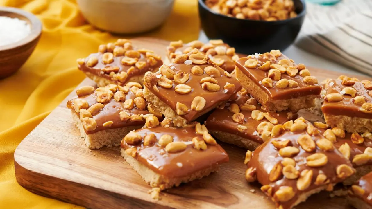 Salted Caramel Peanut Bars