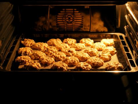 What It Means To Bake Vs. Roast Food In The Oven