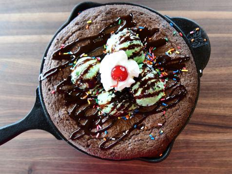 Layered Brownie Skillet Sundae