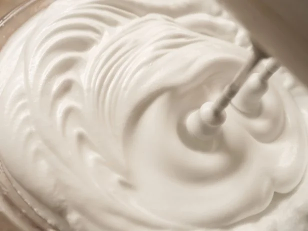 Beaten egg white with the blender