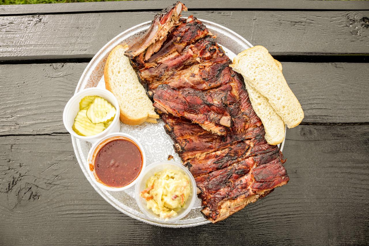 An Essential Guide to American Barbecue Traditions, Restaurants : Food  Network