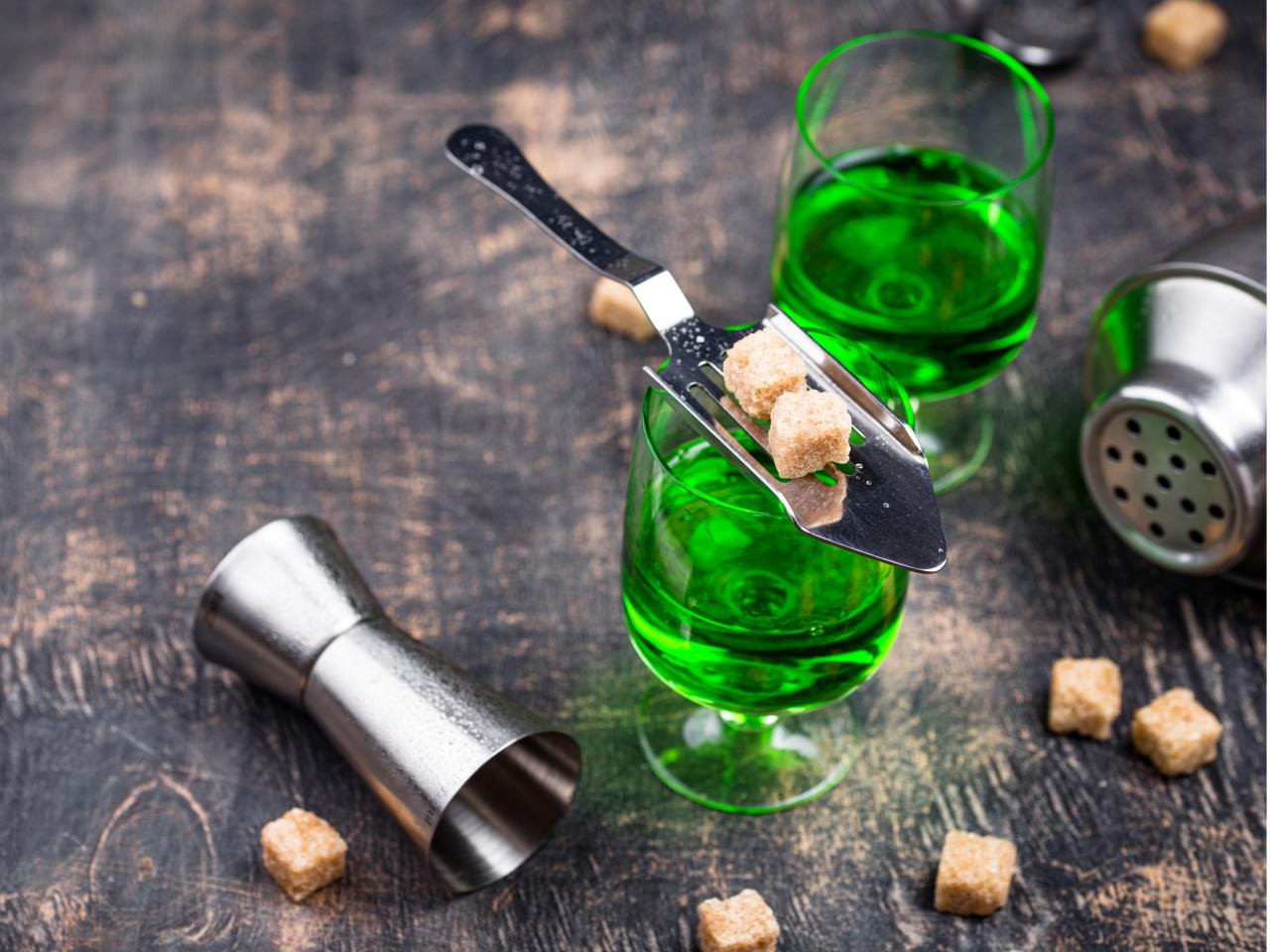 The best absinthes for a green drink that will make you paint the town red  - The Manual