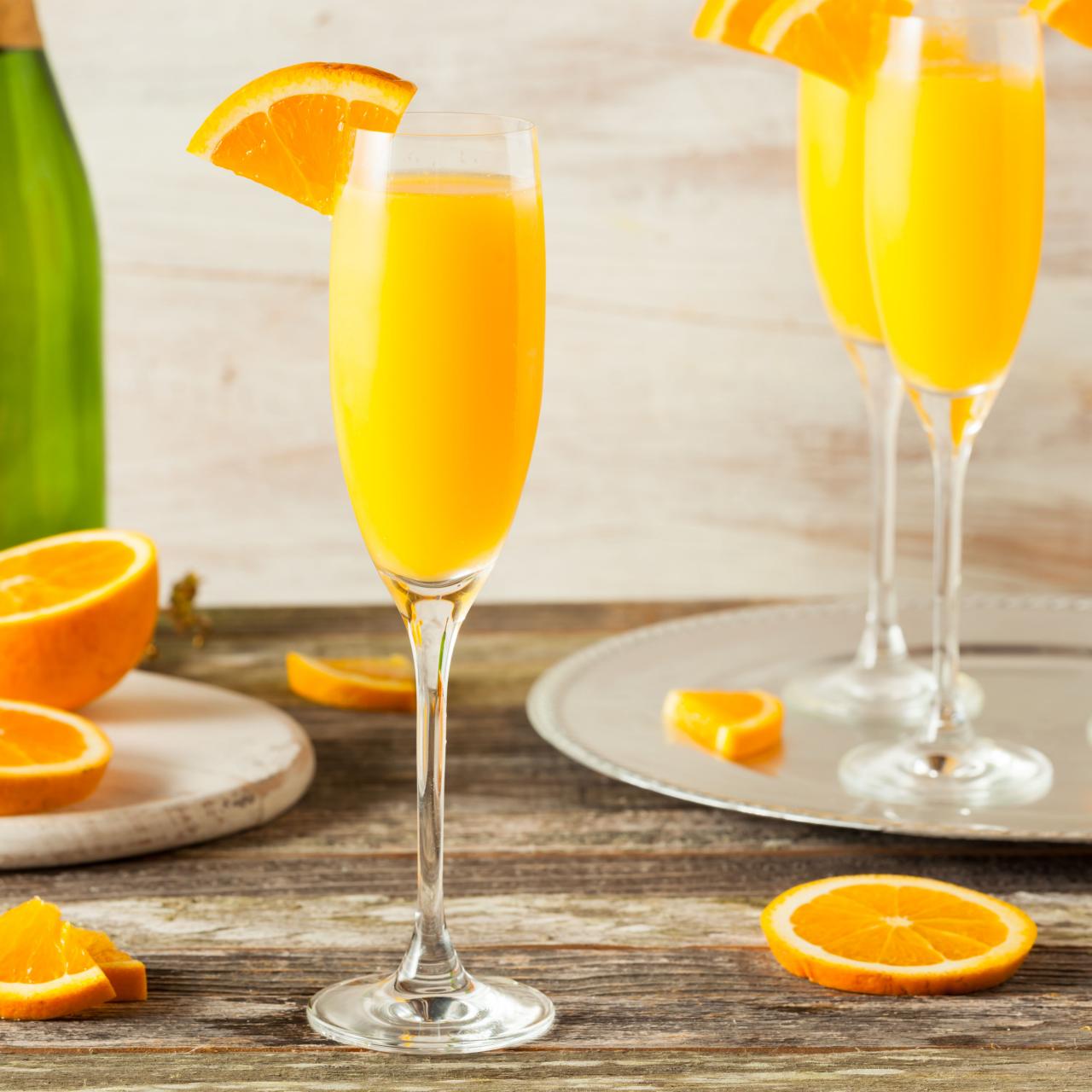 Fork - Who likes MIMOSAS?! 🍾 Our Mimosa kit comes with one bottle of  Prosecco and three different mixers (cranberry, grapefruit, and orange  juice). This mimosa kit is $25 and available to