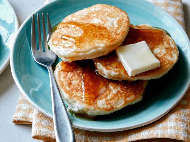 Eggless Pancakes - Dessert for Two