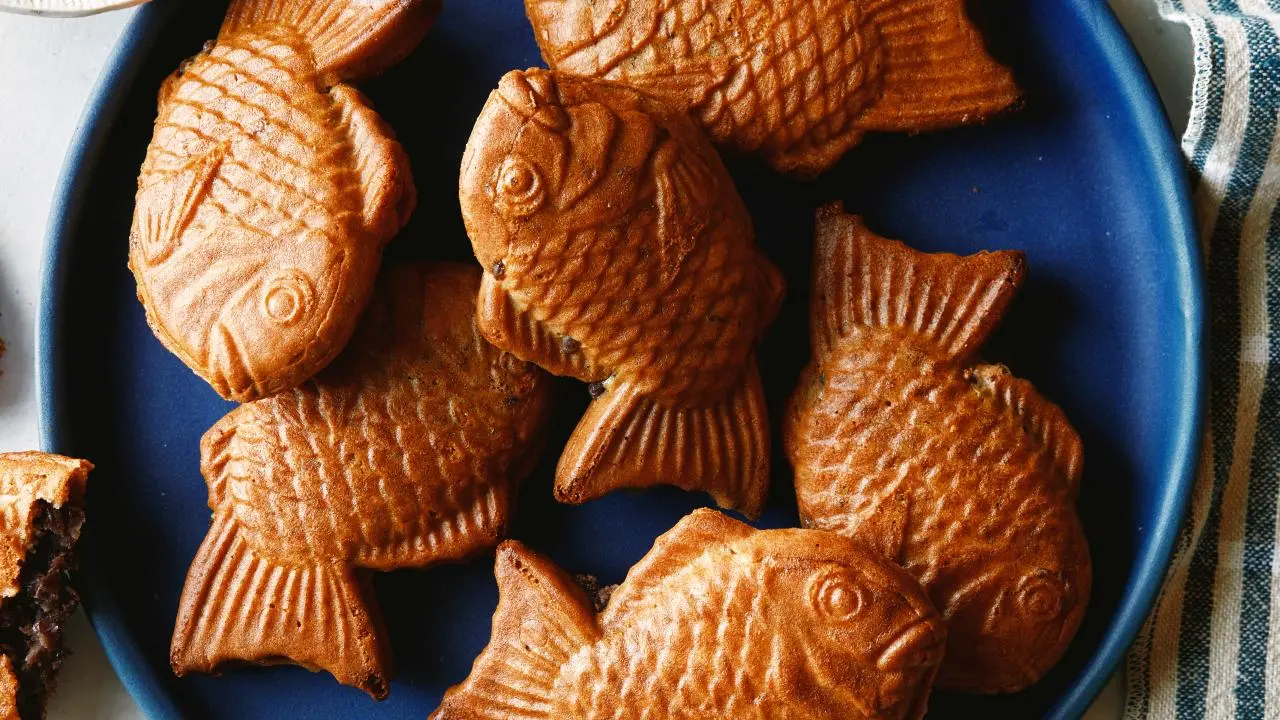 Taiyaki Recipe | Food Network Kitchen | Food Network