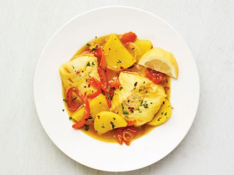 Cod with Potatoes, Peppers and Saffron
