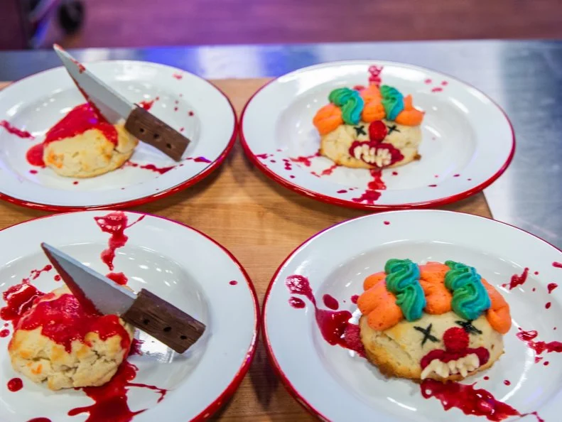 Renee Loranger and Jocelyn Jung return to competition with their Killer Clown and Knife cookies, as seen on Halloween Baking Championship, Season 7.