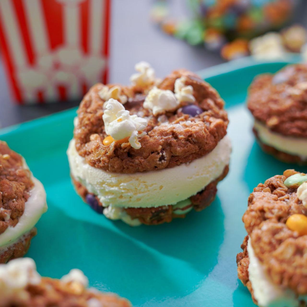 https://food.fnr.sndimg.com/content/dam/images/food/fullset/2021/09/27/MW903_Oatmeal-Movie-Cookie-Ice-Cream-Sandwiches_s4x3.jpg.rend.hgtvcom.1280.1280.suffix/1632763456795.jpeg