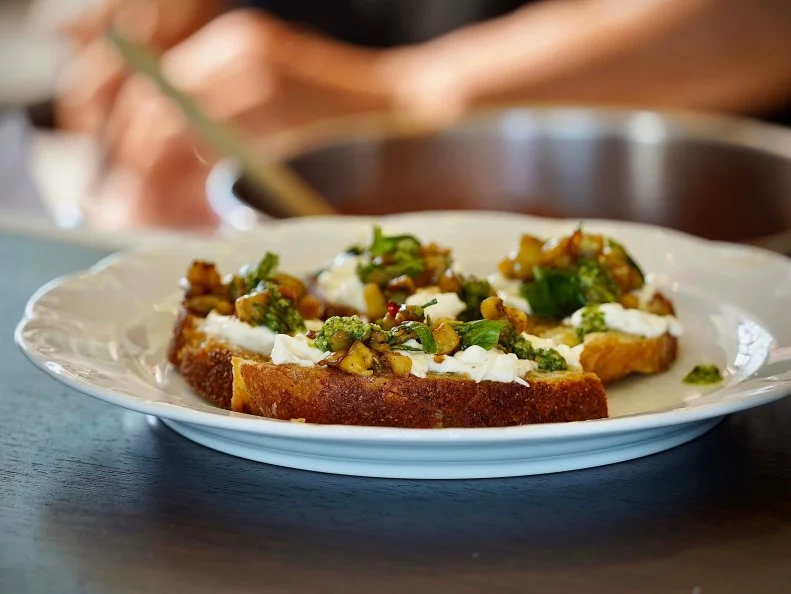 Bobby Flay's final crostini dish prepared with Cristina Bowermanand Giada De Laurentiis, as seen on Bobby & Giada in Italy, Season 1.