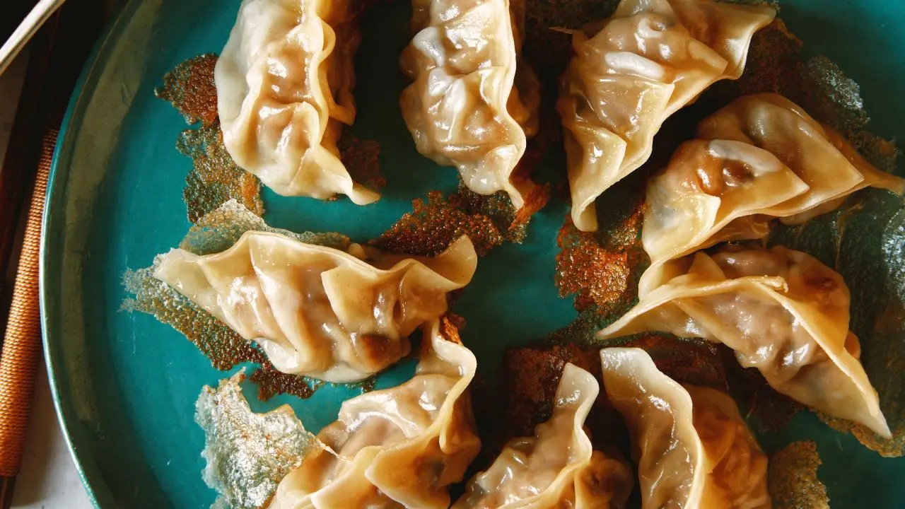 Dumplings with a Crispy Skirt