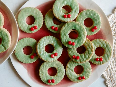 Linzer Doily Wreaths