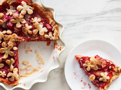 What Is Rhubarb? And What to Make with Rhubarb