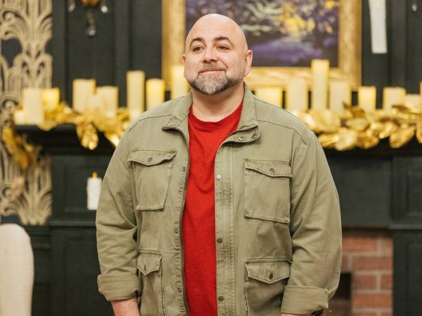 Judge Duff Goldman presents the Light Up the Holidays Challenge, as seen on Kids Baking Championship Holiday, Special.