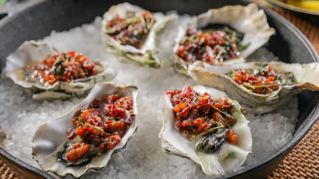 Cast Iron Roasted Oysters with Spinach and Bacon Recipe