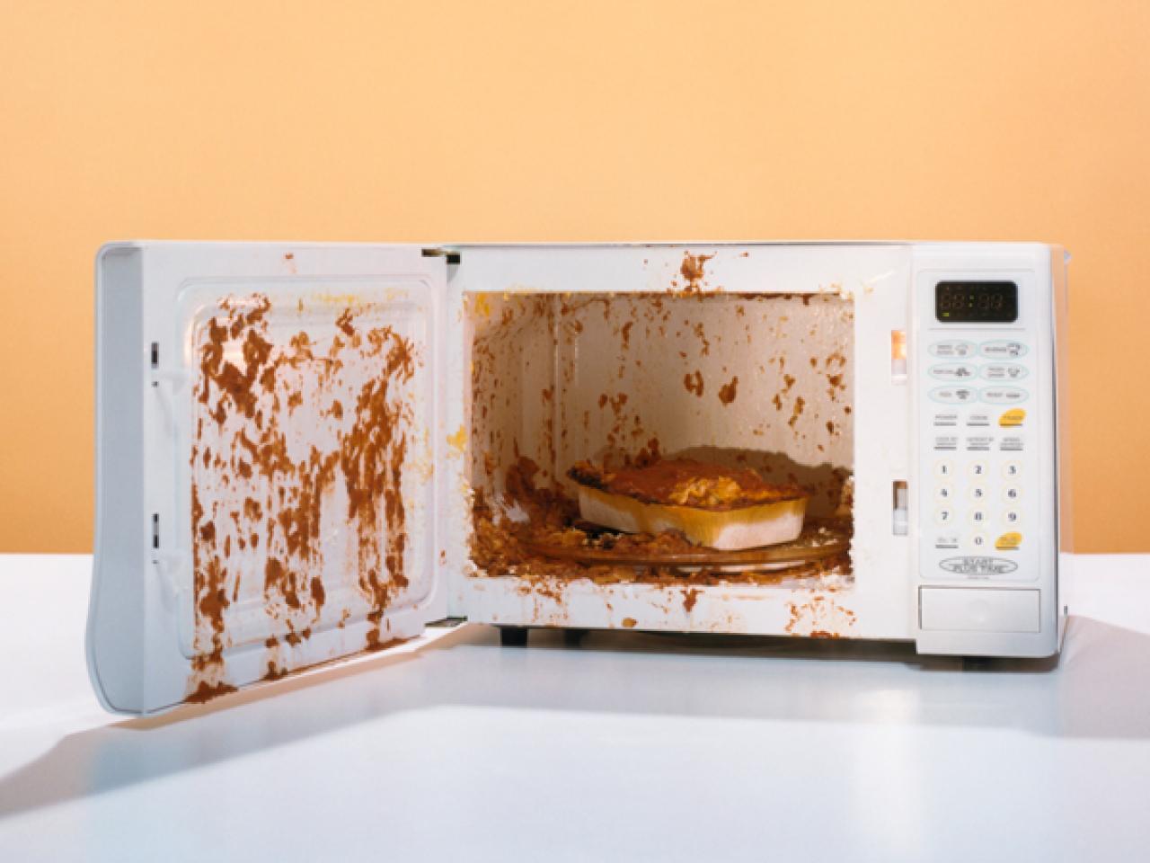 Many Europeans lack knowledge of proper microwave use