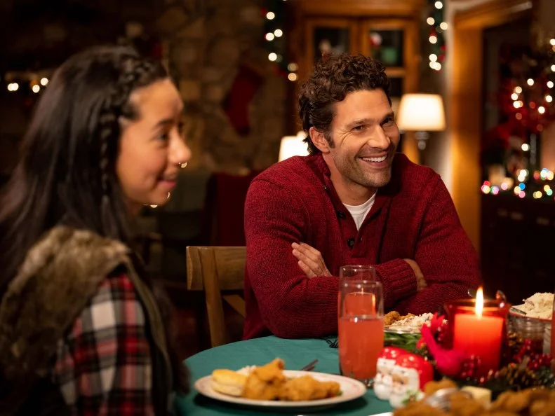 Aaron O'Connell as Noah Winter and Landry Townsend as Dakota Winter, as seen in Candy Coated Christmas, special.