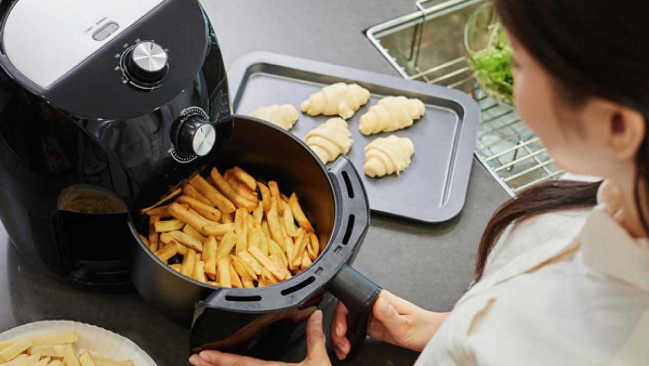 Which Insignia Air Fryer and Air Fryer Oven Models Are Being Recalled By  Best Buy?, FN Dish - Behind-the-Scenes, Food Trends, and Best Recipes :  Food Network