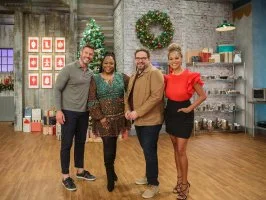 Holiday Baking Championship: Gingerbread Showdown