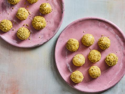 Pistachio Ladoo