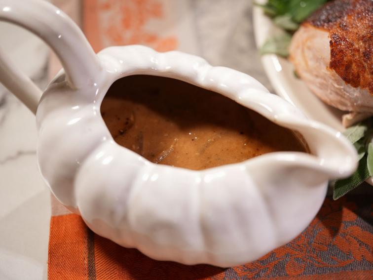Easy Gravy for Turkey Recipe Alex Guarnaschelli Food Network