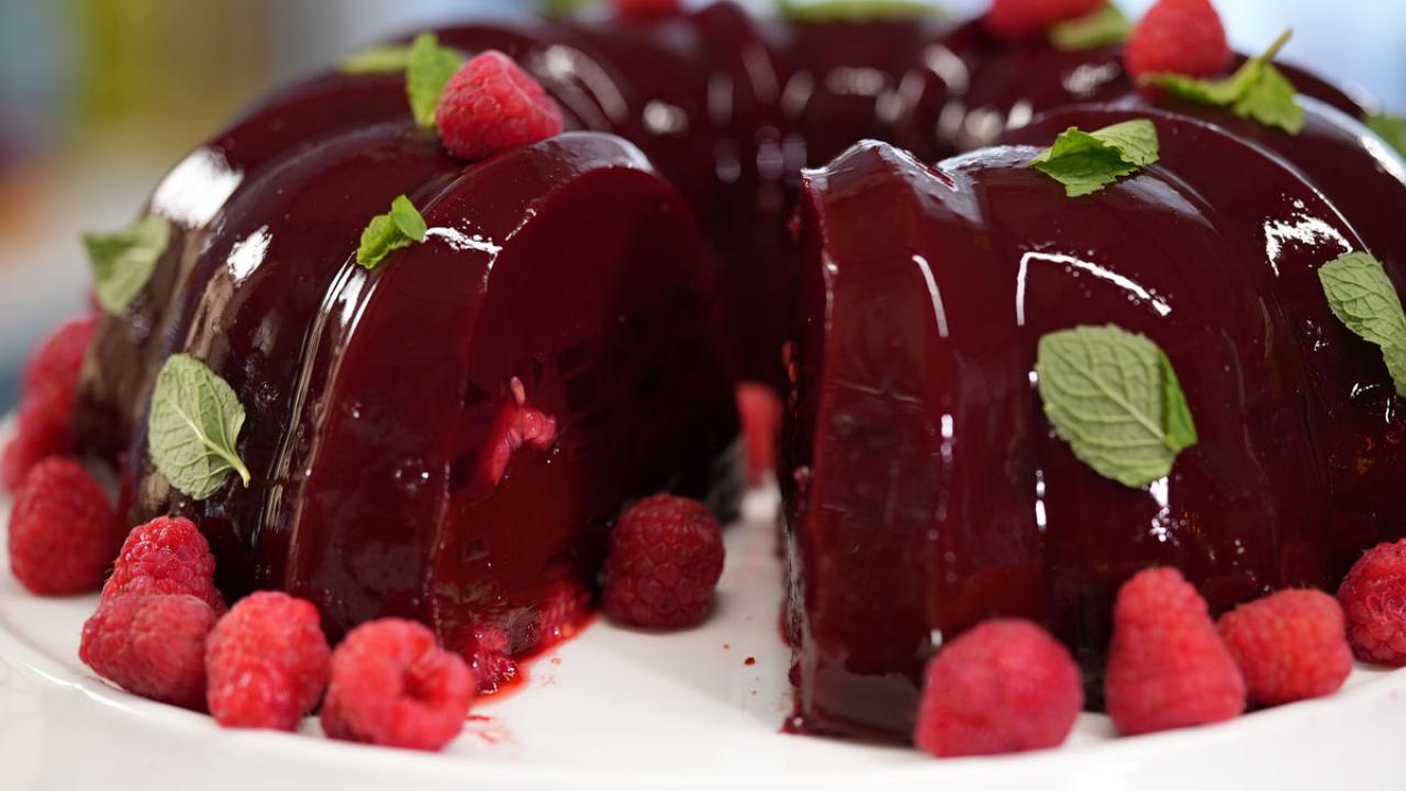 Raspberry Mint "Jelly" Cake