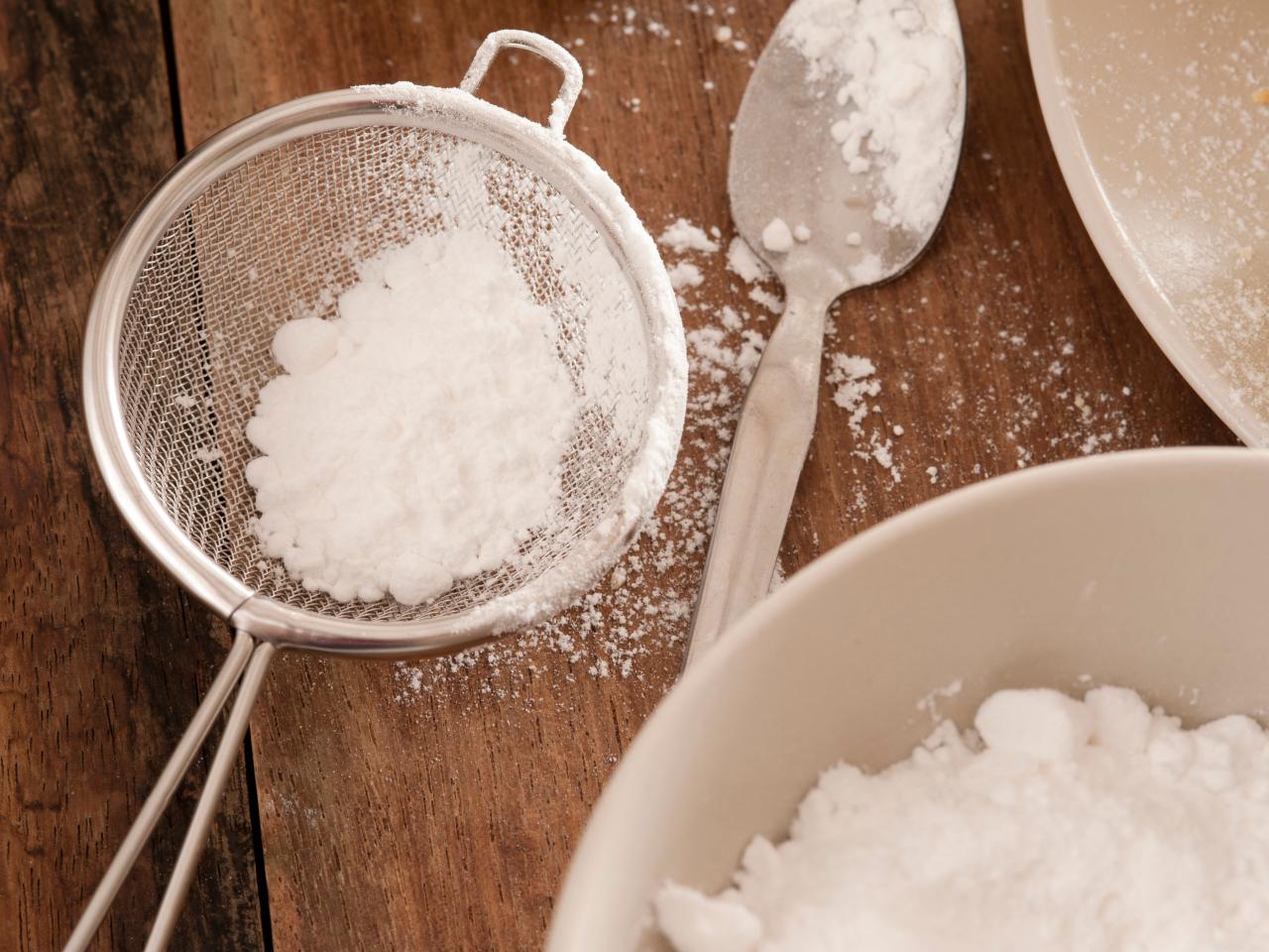 Baking Powder vs. Baking Soda - Sugar Spun Run