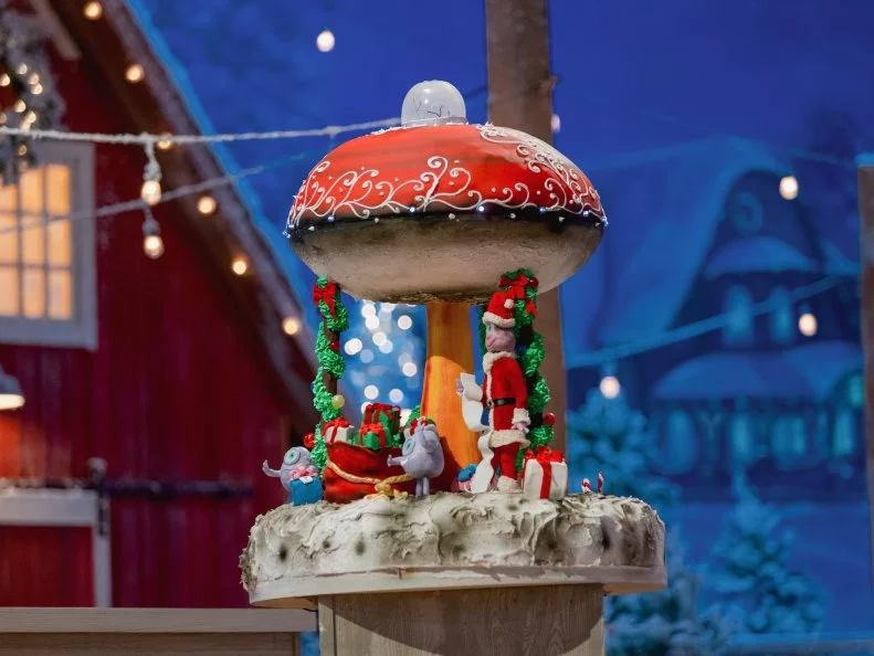 Team Three Pipers Piping creation "Twas The Night Before Cosmas," as seen on Holiday Wars, Season 3.