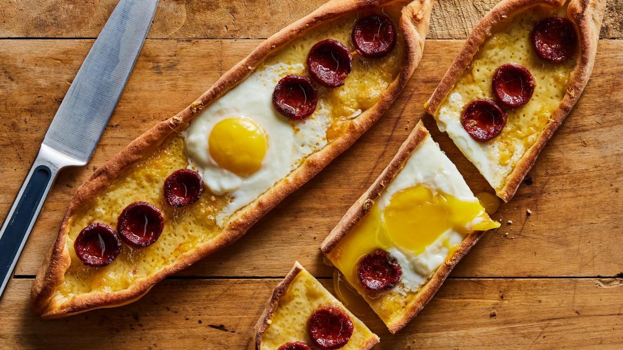 Turkish Pide with Eggs