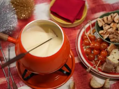Geoffrey Zakarian makes his Taleggio Fondue, as seen on The Kitchen, season 29.