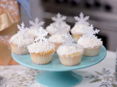 Aluminum Foil-Shaped Holiday Cupcakes Recipe, Food Network Kitchen