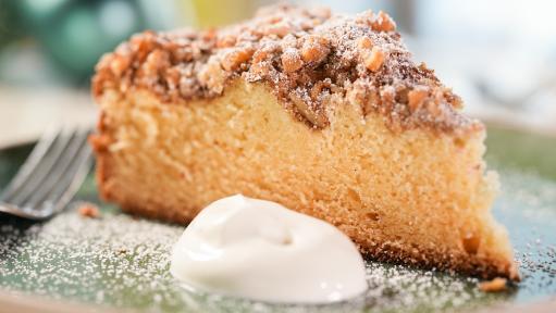Apple Cinnamon Crumb Cake – Buttercream Blondie