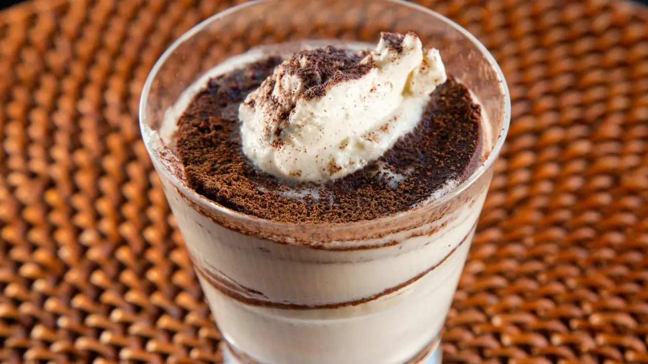 Coconut Cream and Chocolate Rice Cake Parfait