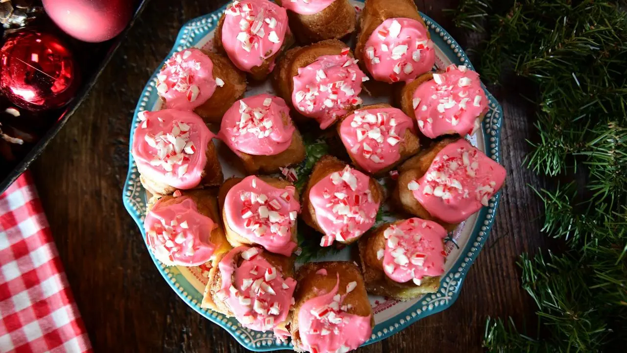 Mini Peppermint Rolls