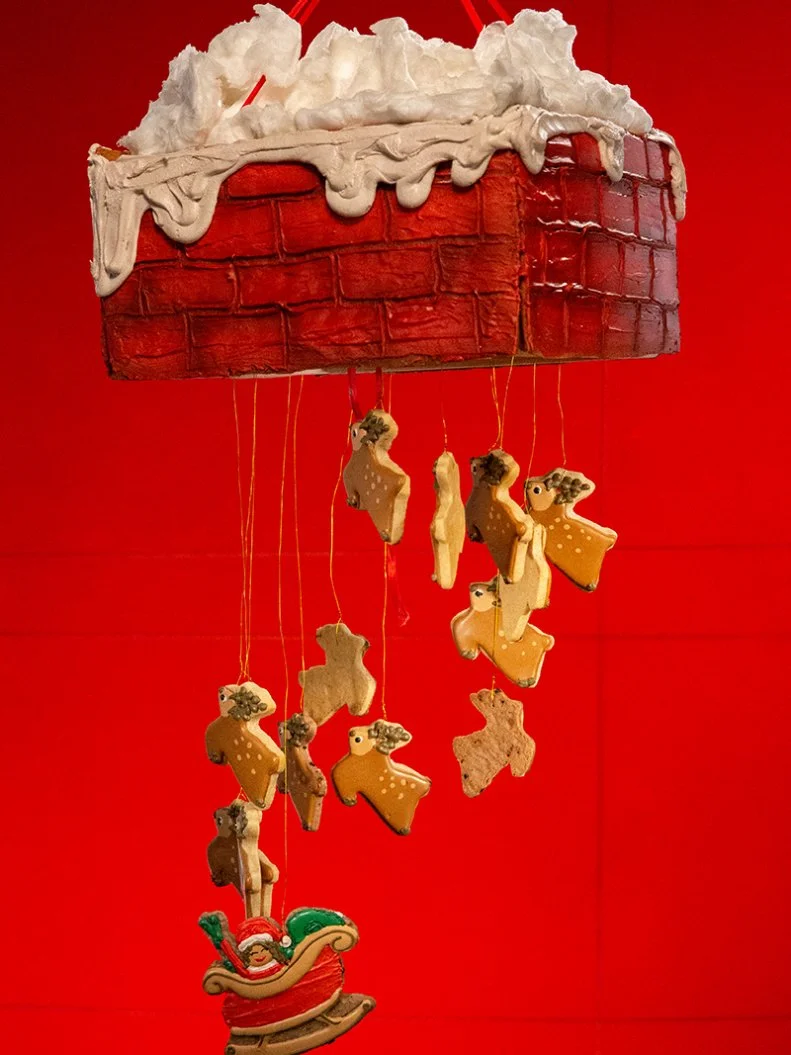 Baker Kyra “Dolly” Jiganie's round 2 dish: : Santa’s Flying Reindeer Chandelier, as seen on Christmas Cookie Challenge, Season 5